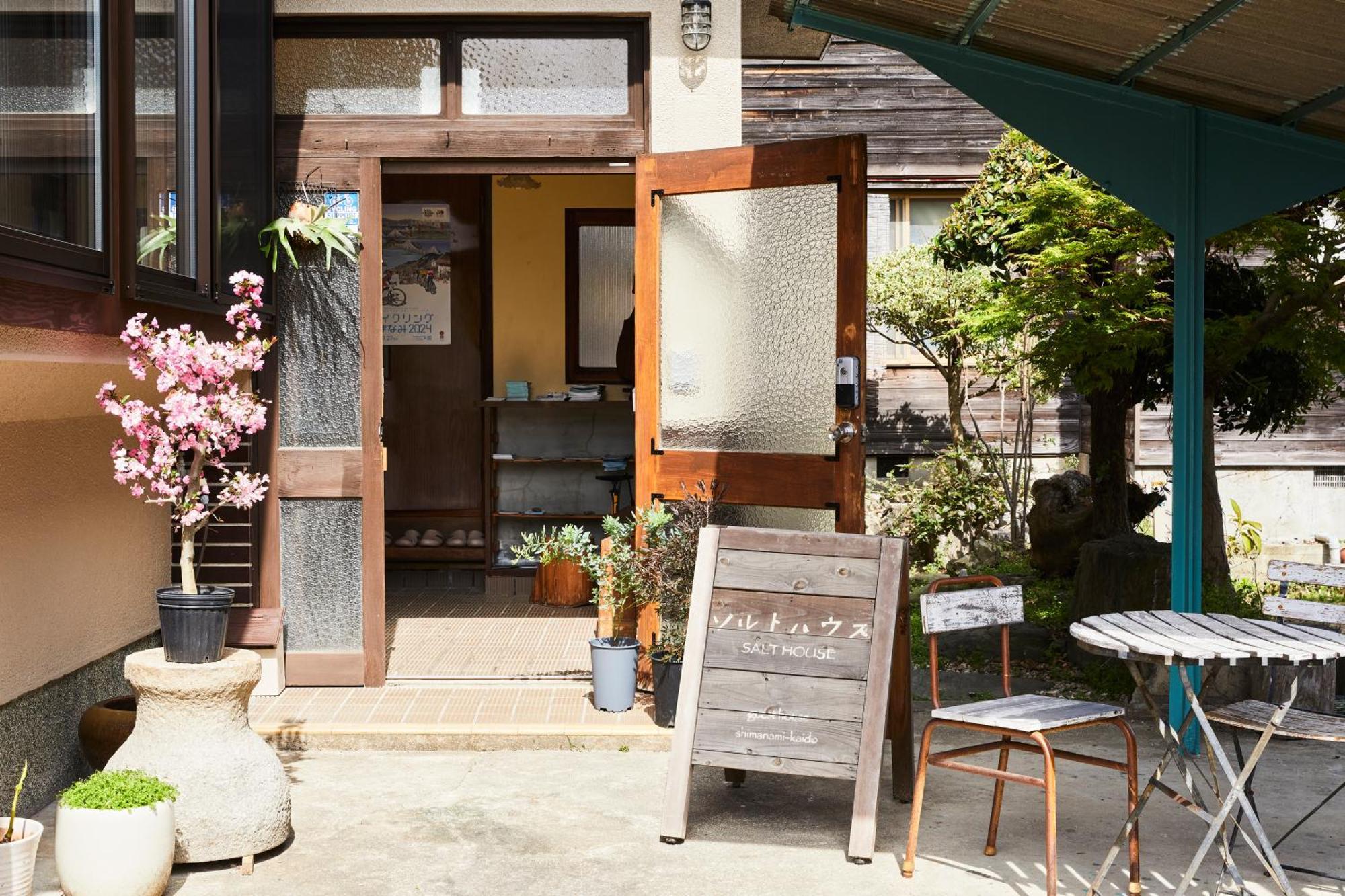 Hotel ソルトハウス Imabari Railway Station Esterno foto